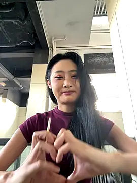 Snapshot of linger-23 chatting on September 11, 2025, 6:57 am linger-23 online show from September 11, 2025, 6:57 am