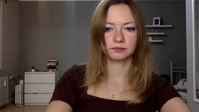 MillieShow online show from November 11, 2025, 9:53 pm