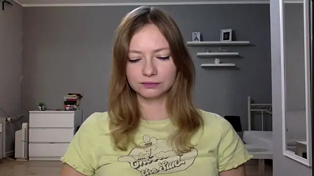 MillieShow online show from October 23, 2025, 5:11 pm