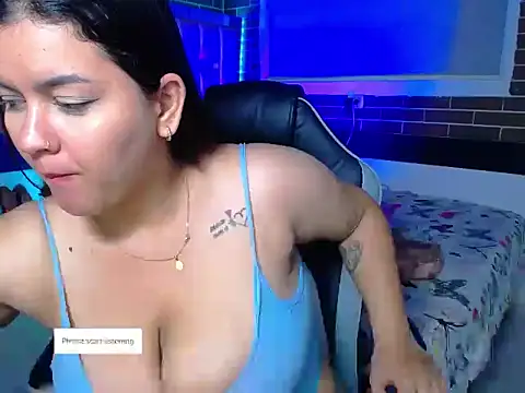 Snapshot of kriss_sweetboobs10 chatting on April 18, 2026, 12:40 pm kriss sweetboobs10 online show from April 18, 2026, 12:40 pm