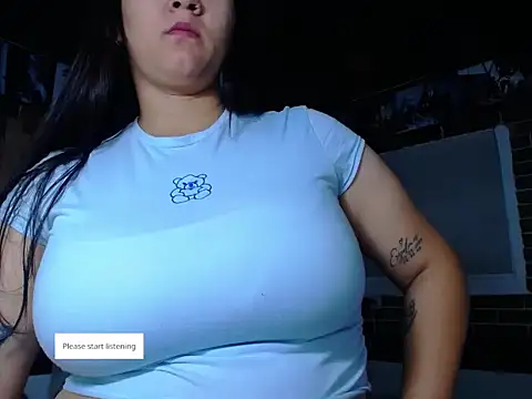 Snapshot of kriss_sweetboobs10 chatting on April 16, 2026, 12:28 pm kriss sweetboobs10 online show from April 16, 2026, 12:28 pm