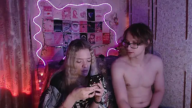 Your Horny Friends online show from November 22, 2025, 3:22 pm