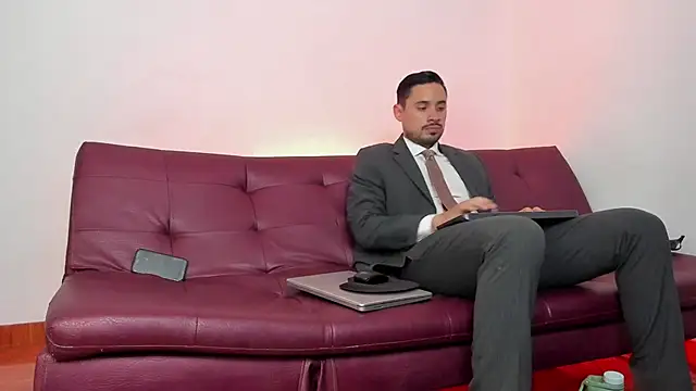 Snapshot of pleasurecompany3 chatting on October 22, 2025, 7:24 pm pleasurecompany3 online show from October 22, 2025, 7:24 pm