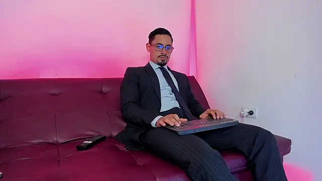 Snapshot of pleasurecompany3 chatting on September 23, 2025, 10:06 pm pleasurecompany3 online show from September 23, 2025, 10:06 pm