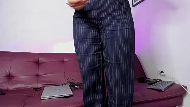 Snapshot of pleasurecompany3 chatting on September 15, 2025, 9:48 pm pleasurecompany3 online show from September 15, 2025, 9:48 pm