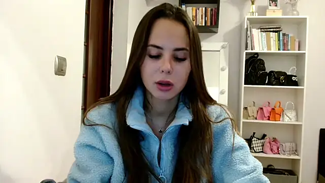 MayaJoy24 online show from October 21, 2025, 7:02 pm