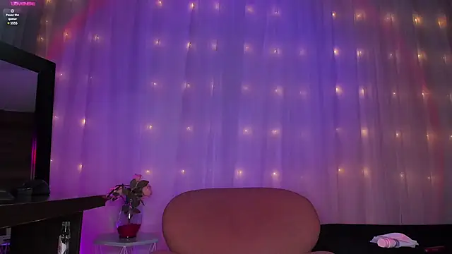 Snapshot of SammyDesire_10 chatting on March 19, 2025, 4:57 am SammyDesire 10 online show from March 19, 2025, 4:57 am