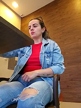 Snapshot of Sairy_ chatting on April 6, 2026, 10:00 pm Sairy online show from April 6, 2026, 10:00 pm