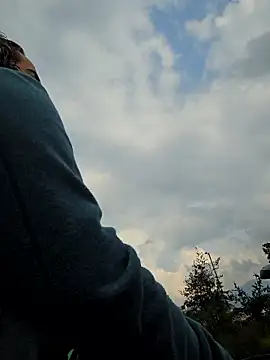 Snapshot of Sairy_ chatting on March 4, 2026, 9:22 pm Sairy online show from March 4, 2026, 9:22 pm