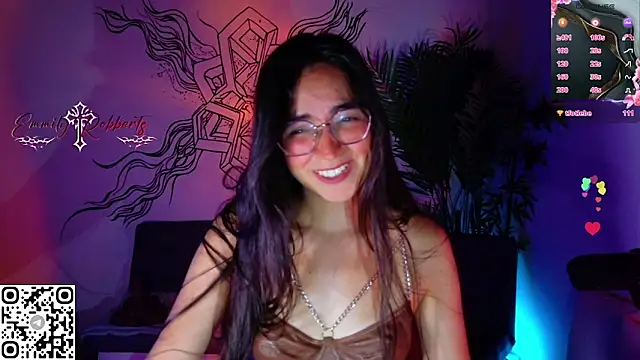 Emmi Roberts online show from May 15, 2026, 11:14 pm