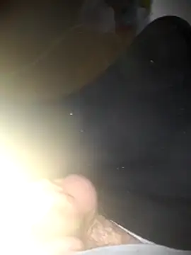 Snapshot of kredazzbigdick chatting on March 15, 2026, 6:20 am kredazzbigdick online show from March 15, 2026, 6:20 am