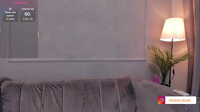 Kendallbleer online show from September 26, 2025, 12:01 pm