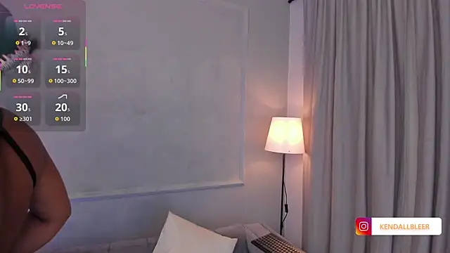 Kendallbleer online show from September 20, 2025, 2:33 pm