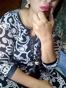 Snapshot of Shalini_telugu09 chatting on May 9, 2026, 1:36 pm Shalini telugu09 online show from May 9, 2026, 1:36 pm