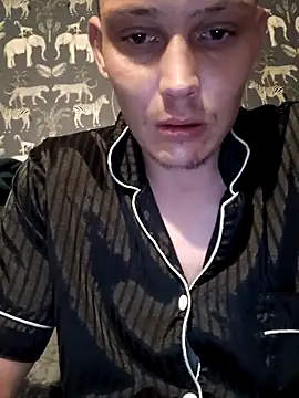 LargeElectrolyte7 online show from November 4, 2025, 5:44 am