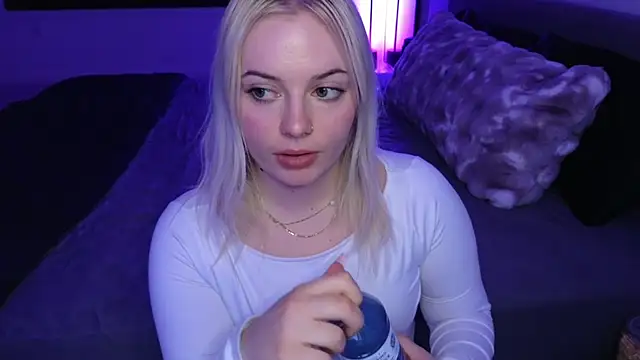 margot robbie7 online show from February 11, 2026, 11:48 pm