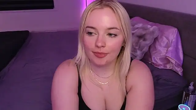 Snapshot of margot_robbie7 chatting on March 9, 2026, 12:47 am margot robbie7 online show from March 9, 2026, 12:47 am