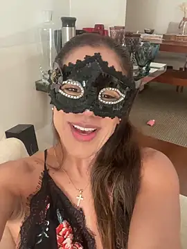 Snapshot of Latina_safada chatting on April 15, 2026, 7:18 pm Latina safada online show from April 15, 2026, 7:18 pm