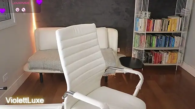 Snapshot of Latina_safada chatting on March 13, 2026, 9:31 pm Latina safada online show from March 13, 2026, 9:31 pm