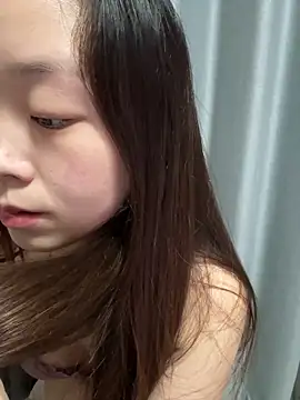 Snapshot of Minnie-66 chatting on September 18, 2025, 10:40 am Minnie-66 online show from September 18, 2025, 10:40 am