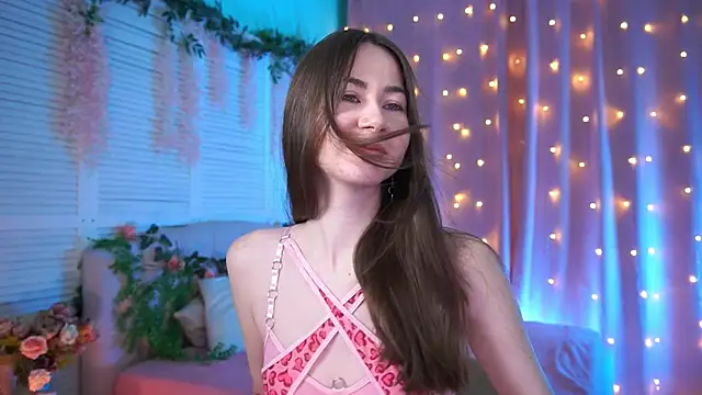 Snapshot of EvaMossi chatting on March 18, 2025, 6:06 am EvaMossi online show from March 18, 2025, 6:06 am