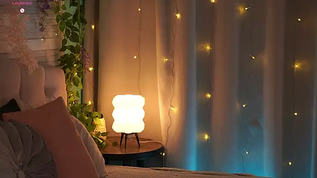 Snapshot of EvaMossi chatting on March 3, 2026, 6:09 am EvaMossi online show from March 3, 2026, 6:09 am