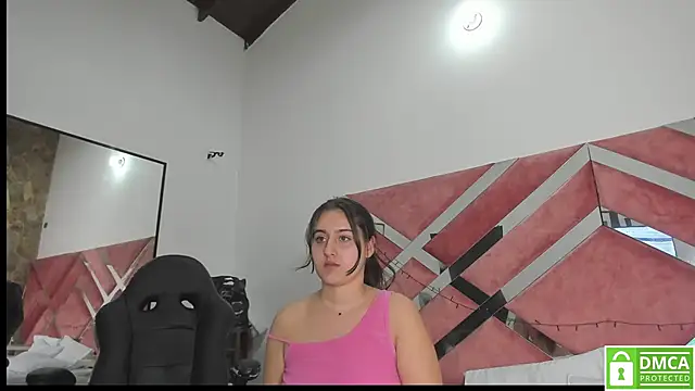 Snapshot of Hanna_Evans__ chatting on March 15, 2025, 10:24 am Hanna Evans online show from March 15, 2025, 10:24 am