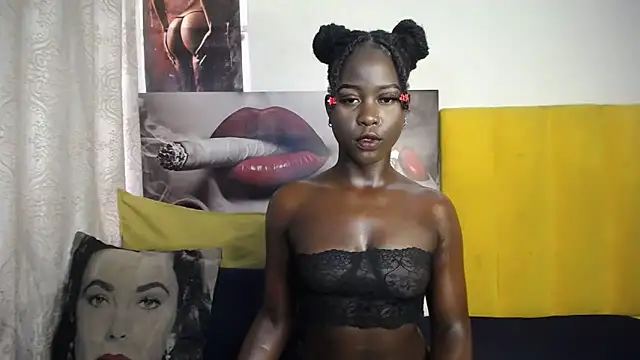 Snapshot of blackrose001 chatting on February 12, 2026, 1:11 pm blackrose001 online show from February 12, 2026, 1:11 pm