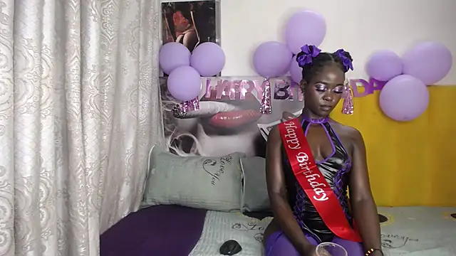 Snapshot of blackrose001 chatting on February 26, 2026, 9:26 pm blackrose001 online show from February 26, 2026, 9:26 pm