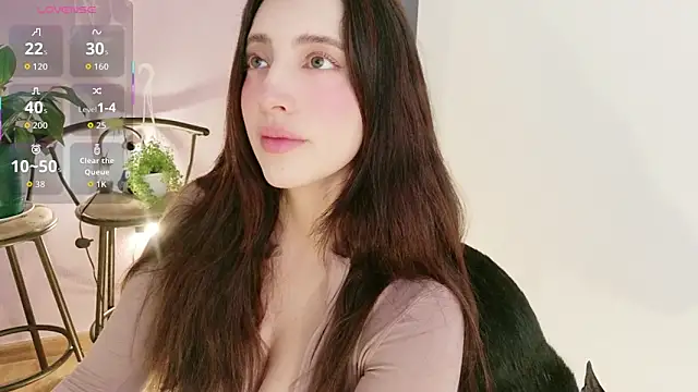 Snapshot of Rebbecawhite_meow chatting on May 12, 2026, 6:36 pm Rebbecawhite meow online show from May 12, 2026, 6:36 pm