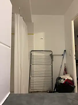 Snapshot of Renoirmonter chatting on November 14, 2025, 12:53 pm Renoirmonter online show from November 14, 2025, 12:53 pm