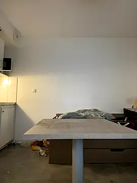 Snapshot of Renoirmonter chatting on November 11, 2025, 10:54 am Renoirmonter online show from November 11, 2025, 10:54 am