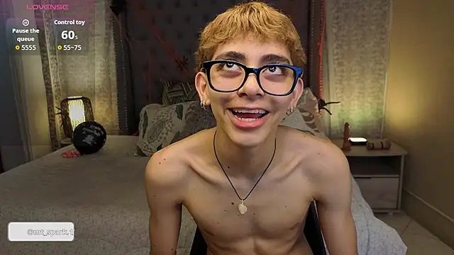 Snapshot of Matty_Sparkk chatting on October 28, 2025, 2:05 pm Matty Sparkk online show from October 28, 2025, 2:05 pm