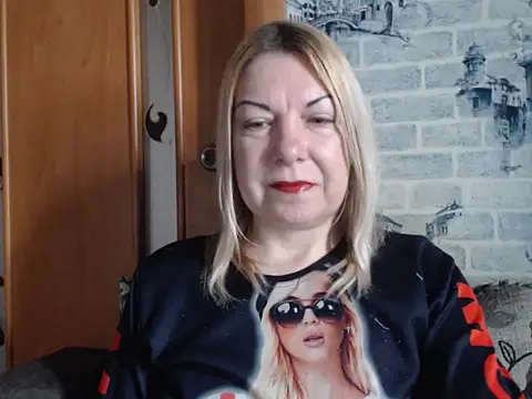 Lillia Ray online show from March 18, 2026, 8:50 am