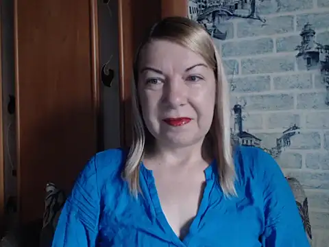 Lillia Ray online show from March 21, 2026, 7:42 am