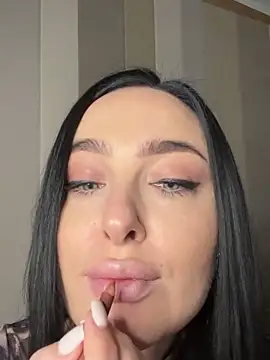 Snapshot of Black_swan7777 chatting on March 5, 2026, 9:17 am Black swan7777 online show from March 5, 2026, 9:17 am