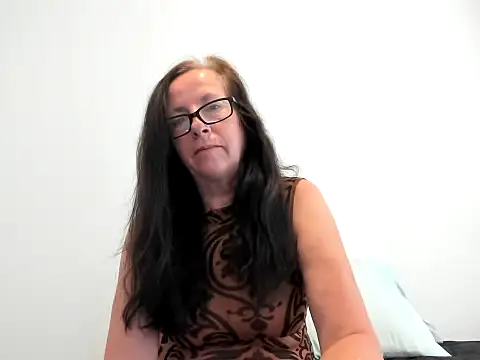 Snapshot of peachgoddess chatting on April 3, 2026, 1:17 pm peachgoddess online show from April 3, 2026, 1:17 pm