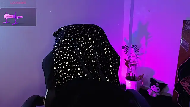 Snapshot of AnfisaLetyagho chatting on November 8, 2025, 9:51 pm AnfisaLetyagho online show from November 8, 2025, 9:51 pm