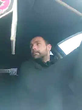 MaksDzubaV online show from March 22, 2025, 5:39 am