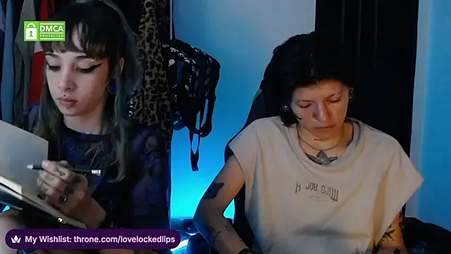 Snapshot of lovelockedlips chatting on May 28, 2026, 3:25 am lovelockedlips online show from May 28, 2026, 3:25 am