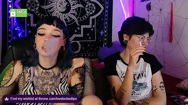 lovelockedlips online show from October 21, 2025, 12:32 am