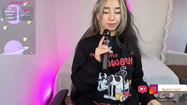 Malory tay1 online show from November 13, 2025, 7:07 pm