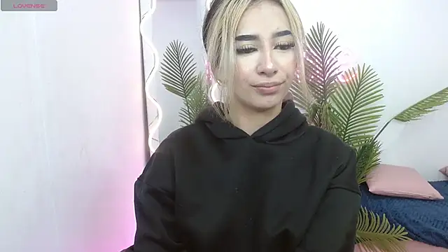 Malory tay1 online show from September 23, 2025, 12:01 pm