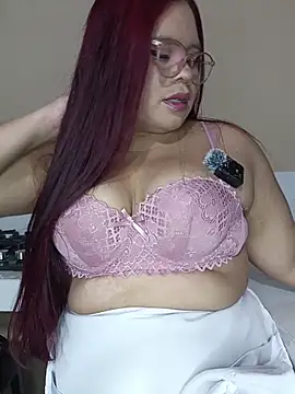 Snapshot of Trilyn25 chatting on November 11, 2025, 3:01 am Trilyn25 online show from November 11, 2025, 3:01 am