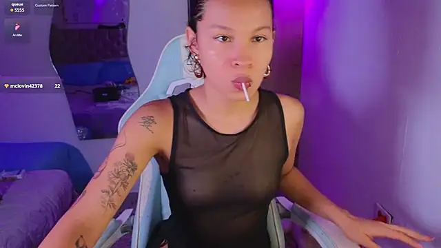 eleselas online show from November 30, 2025, 10:54 pm