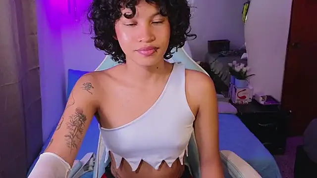 eleselas online show from December 3, 2025, 12:33 am