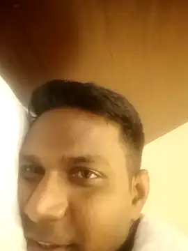 Snapshot of vikesh05 chatting on February 18, 2026, 8:27 pm vikesh05 online show from February 18, 2026, 8:27 pm