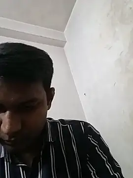 Snapshot of vikesh05 chatting on December 3, 2025, 6:40 pm vikesh05 online show from December 3, 2025, 6:40 pm