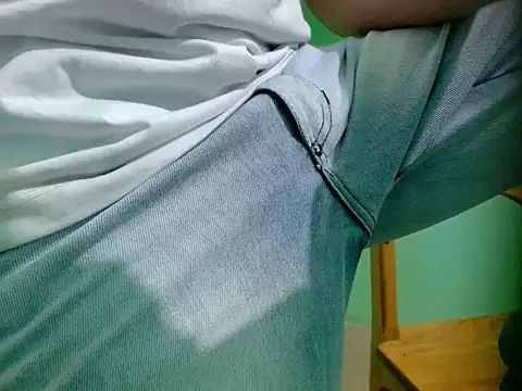 Snapshot of paulo666k chatting on February 12, 2026, 10:37 am paulo666k online show from February 12, 2026, 10:37 am