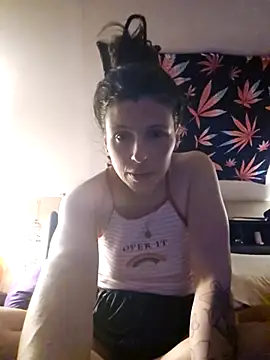 Snapshot of AuddiAnn chatting on March 21, 2025, 3:44 am AuddiAnn online show from March 21, 2025, 3:44 am